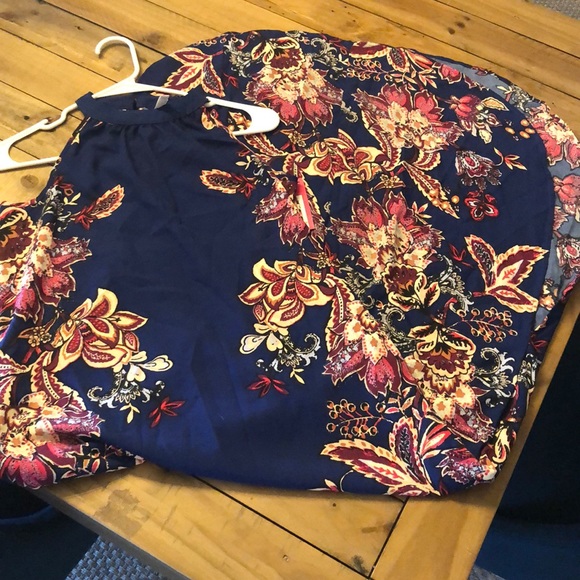 Xhilaration Dresses & Skirts - Xhilaration floral print maxi dress